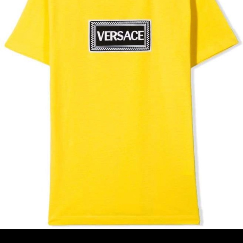 Versace kids Teen logo print T shirt. Worn once. - Picture 4 of 4
